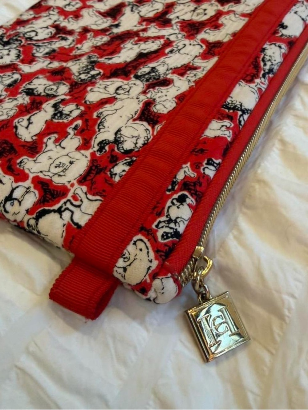 Red Poodle-Print Tablet Sleeve with Zip Closure - Picture 4 of 4